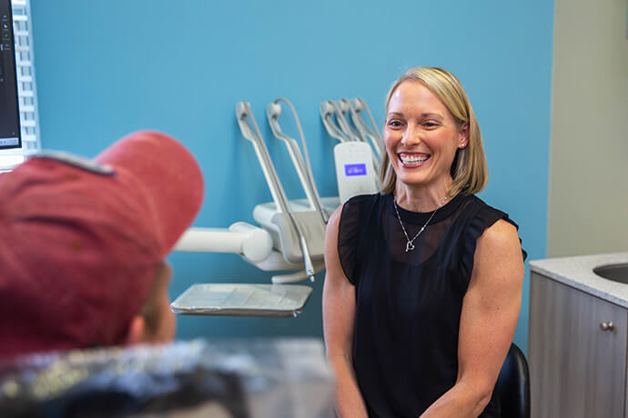 Maintain a Youthful Appearance With Your Gainesville Cosmetic Dentist